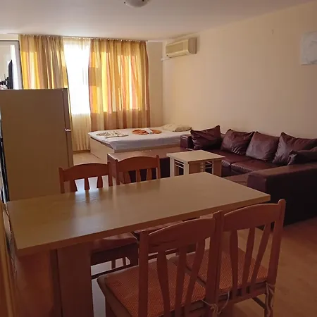 Daire частен в панорама форт нокс
